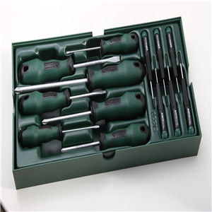 世达五金产品与店铺装修展示